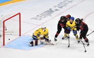 sieviešu hokejs, Kanāda - Zviedrija