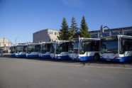 Uz Ukrainu dodas humānās palīdzības piepildīti 11 SIA "Rīgas satiksmes" autobusi - 1