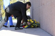 Ukrainas parlamenta vicespīkere noliek ziedus pie Brīvības pieminekļa - 8