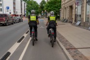 Mēneša laikā Rīgas centrā velopatruļas fiksē vairāk nekā 400 pārkāpumus - 17