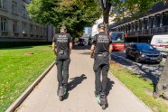 Rīgas policija patrulē ar elektroskrejriteņiem - 1