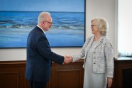 Somijas vēstniecei Latvijā pasniedz Triju Zvaigžņu ordeni - 3