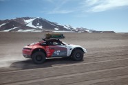 'Porsche 911' uzbraucis vulkānā - 7
