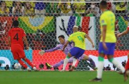 Pasaules kauss futbolā, astotdaļfināls: Brazīlija - Dienvidkoreja - 1