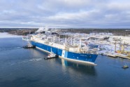 Somijā ieradies peldošais LNG terminālis "Exemplar" 