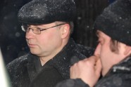 Dombrovskis tiekas ar "telšu pilsētiņas" iemītniekiem - 1