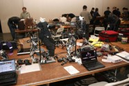 Robotu gatavošana sacensībām RoboGames 2010.