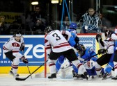 Latvijas hokeja izlase pieveic Itāliju - 30