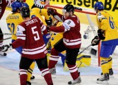 Latvijas hokeja izlase piekāpjas Zviedrijai - 7