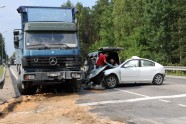 Sešu automašīnu avārijā uz Rīgas apvedceļa viens bojāgājušais un trīs cietušie
