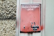 Apkrāsotās zīmes Džohara Dudajeva gatvē - 9