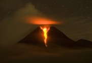 Vulkāna Merapi izvirdums Indonēzijā - 13