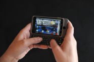HTC Desire Z - 2