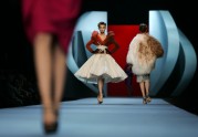 Джон Гальяно для Cristian Dior, Haute Couture Paris Fashion Week - 5