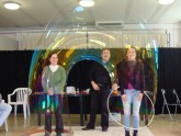 Iluzionisti Pecolli Itālijā vadot Burbuļu semināru