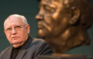 Bijušajam PSRS prezidentam Mihailam Gorbačovam 80