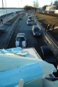 Zem Akmens tilta iesprūst kravas auto - 7