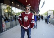 Nils Ušakovs un hokeja fani Bratislavā - 13