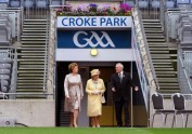 Britain s Queen Elizabeth and Ireland s President Mary McAleese