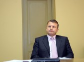 Šlesers Saeimas Mandātu un ētikas komisijas sēdē
