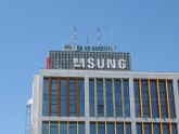 No ZM ēkas ņem nost Samsung reklāmu - 4