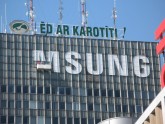No ZM ēkas ņem nost Samsung reklāmu - 7