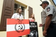 Protesti pie Austrijas vēstniecības Lietuvā