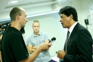  Latvijas hokeja izlases galvenais treneris Teds Nolans preses konferencē - 11