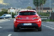 Opel Astra GTC_Palma de Mallorca 23.11.2011 07
